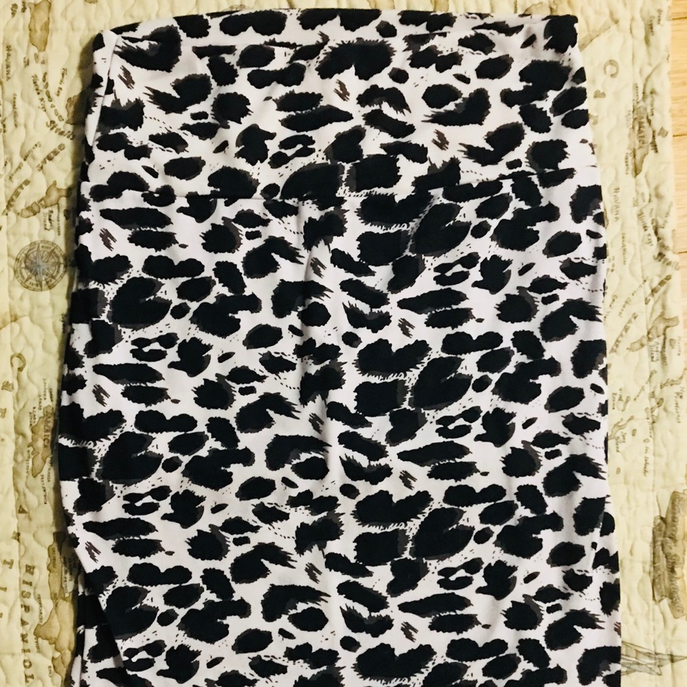 Leopard Print Pencil Skirt